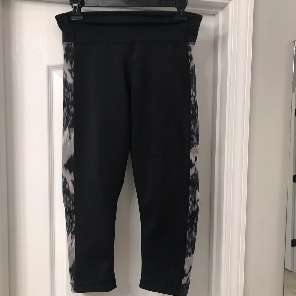 Adidas Climalite Glitch Print Cropped Leggings @